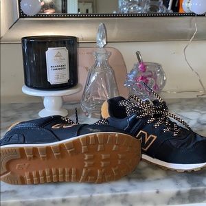 GENTLY USED NEW BALANCE TODLER SHOE💕✨